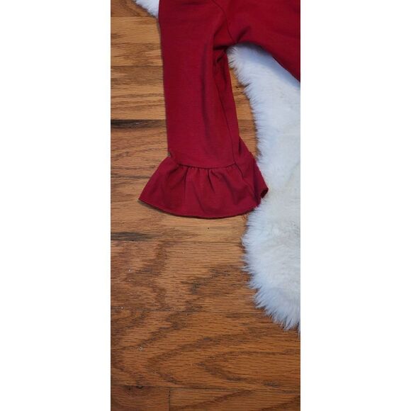 Red top with cheetah print leggings - Picture 2 of 5